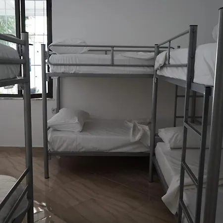Tradita Tironse Hostel Tirana